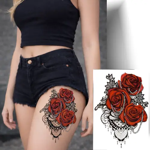 Tatouage temporaire dentelle rose avec roses rouges et motif dentelle noire.