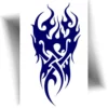 Motif de tatouage tribal homme au jagua, offrant une teinte bleu nuit réaliste et une tenue de 8 à 15 jours.